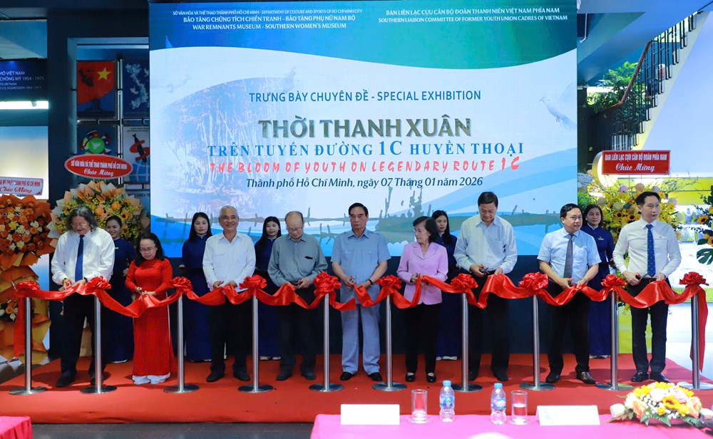 Khai mạc trưng bày chuyên đề “Thời thanh xuân trên tuyến đường 1C huyền thoại” - ảnh 1