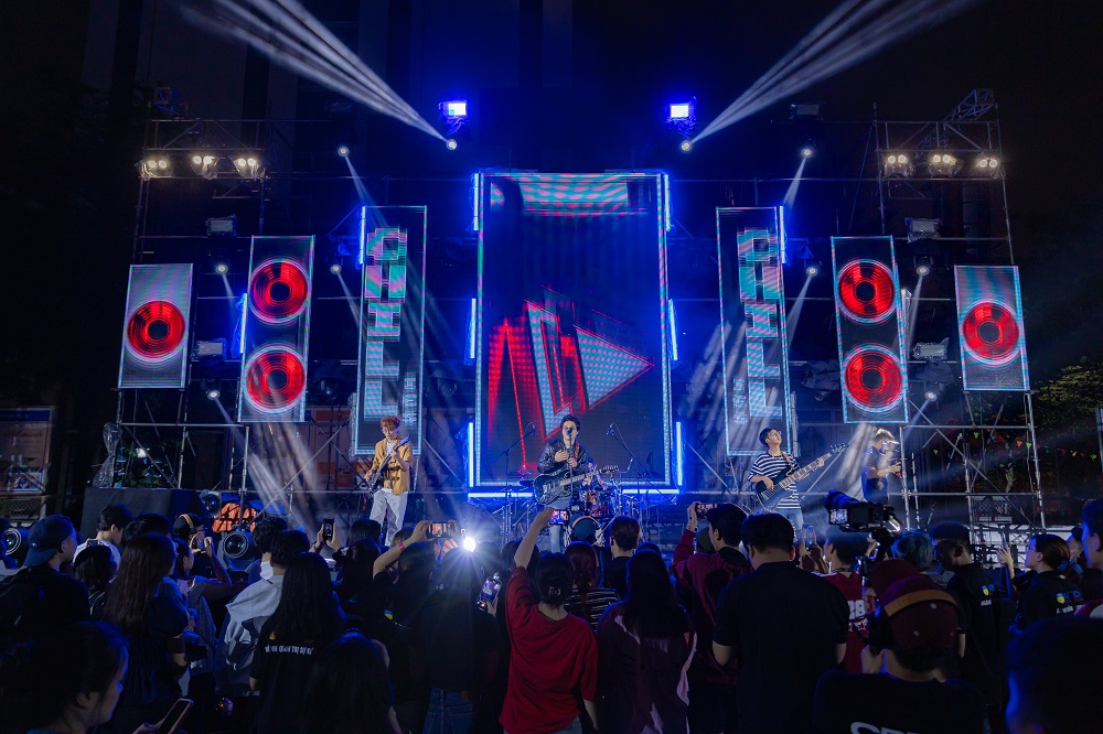 Hồ Thị Thanh Hiền - sinh viên năm nhất ngành Quản trị sự kiện học được nhiều kỹ năng khi tham gia tổ chức chương trình - Ảnh: HUTECH