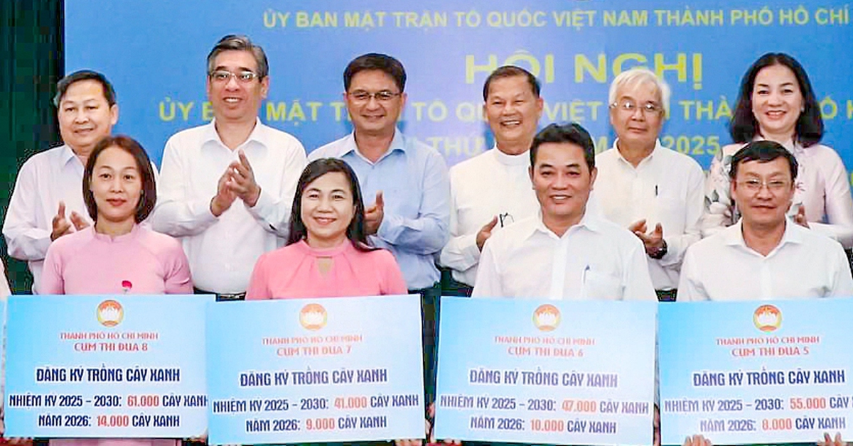 TP.HCM tăng cường phát huy dân chủ, người dân tham gia góp ý chính sách