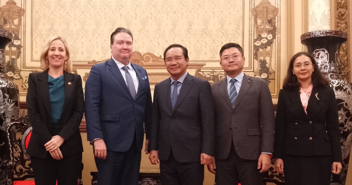 Ra mắt trang tin bầu cử, lên phương án bỏ phiếu sớm tại 4 khu vực ở TP.HCM