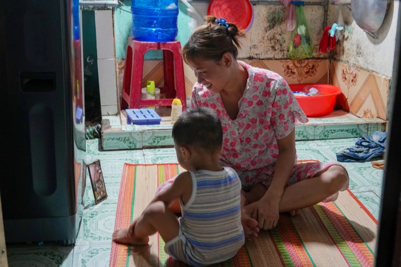 TPHCM rà soát công nhân toàn thành phố để hỗ trợ tiền gửi trẻ - 1