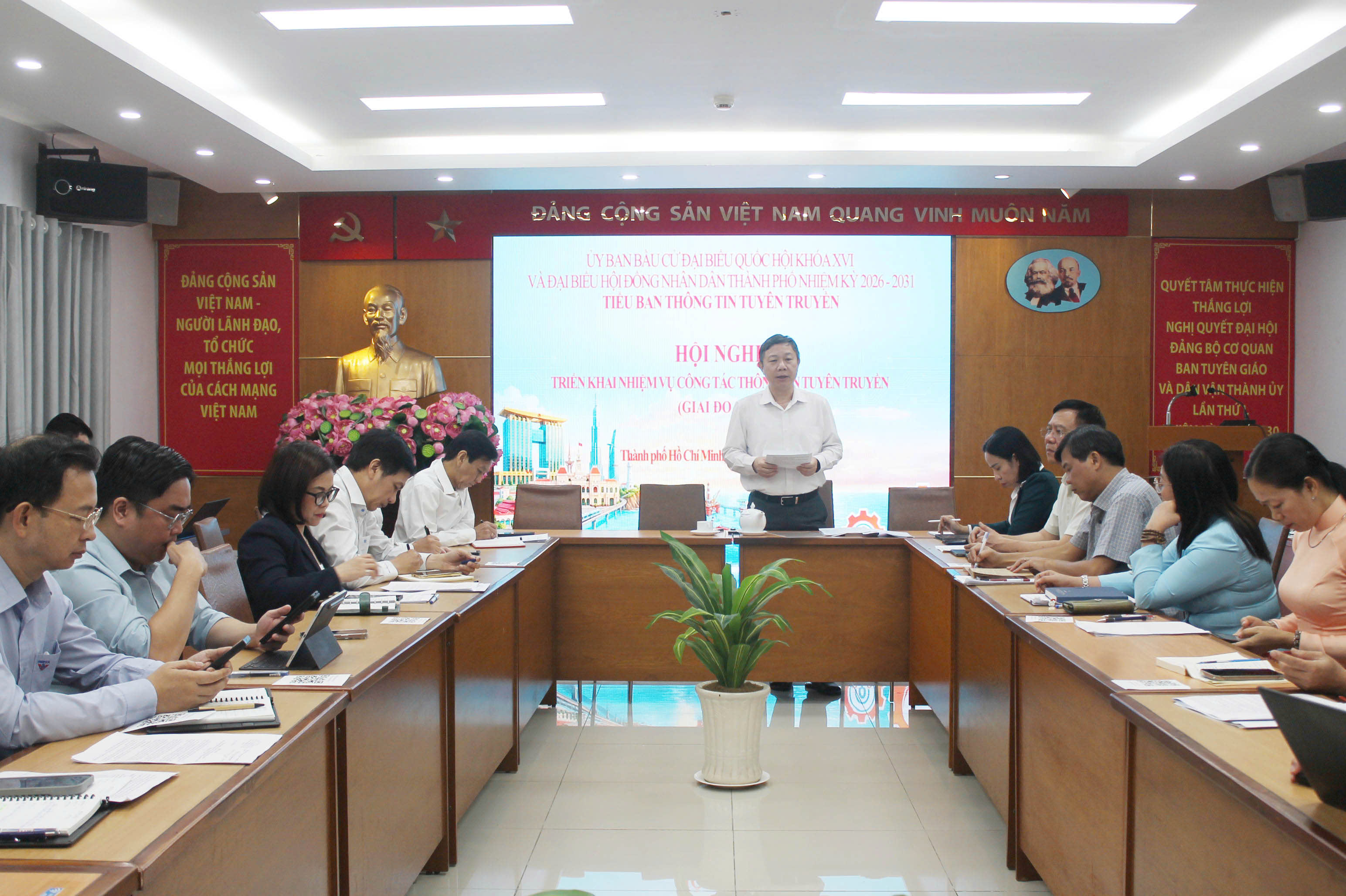 Đẩy mạnh tuyên truyền về bầu cử thông qua các sản phẩm hấp dẫn, dễ hiểu, dễ nhớ, dễ thực hiện