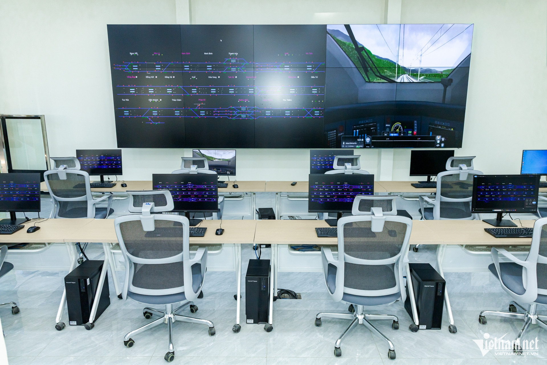 W-tàu cao tốc TPHCM 14.jpg