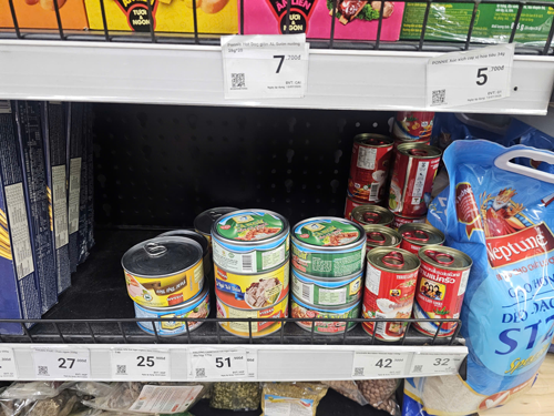 Doanh nghiệp thực phẩm nỗ lực tạo lòng tin người tiêu dùng sau bê bối Đồ hộp Hạ Long - Ảnh 1.