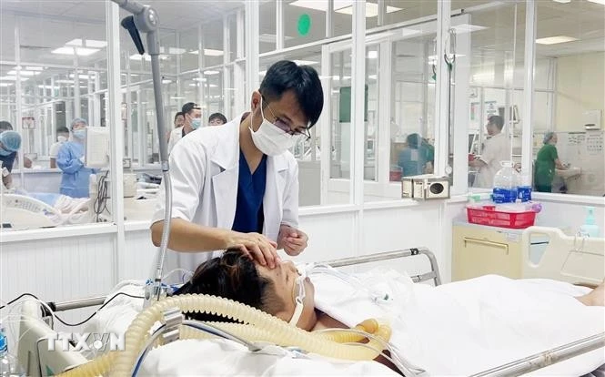 Bộ Y tế: Xử lý triệt để ổ dịch sốt xuất huyết, tay chân miệng chuyển nặng