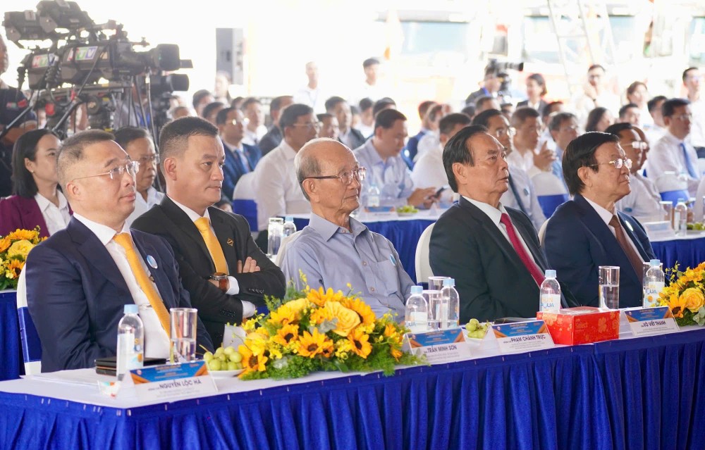 Động thổ siêu dự án Rạch Chiếc: Sân vận động 70.000 chỗ có mái che, điều hòa ảnh 5 2298385032895810646 (2).jpg