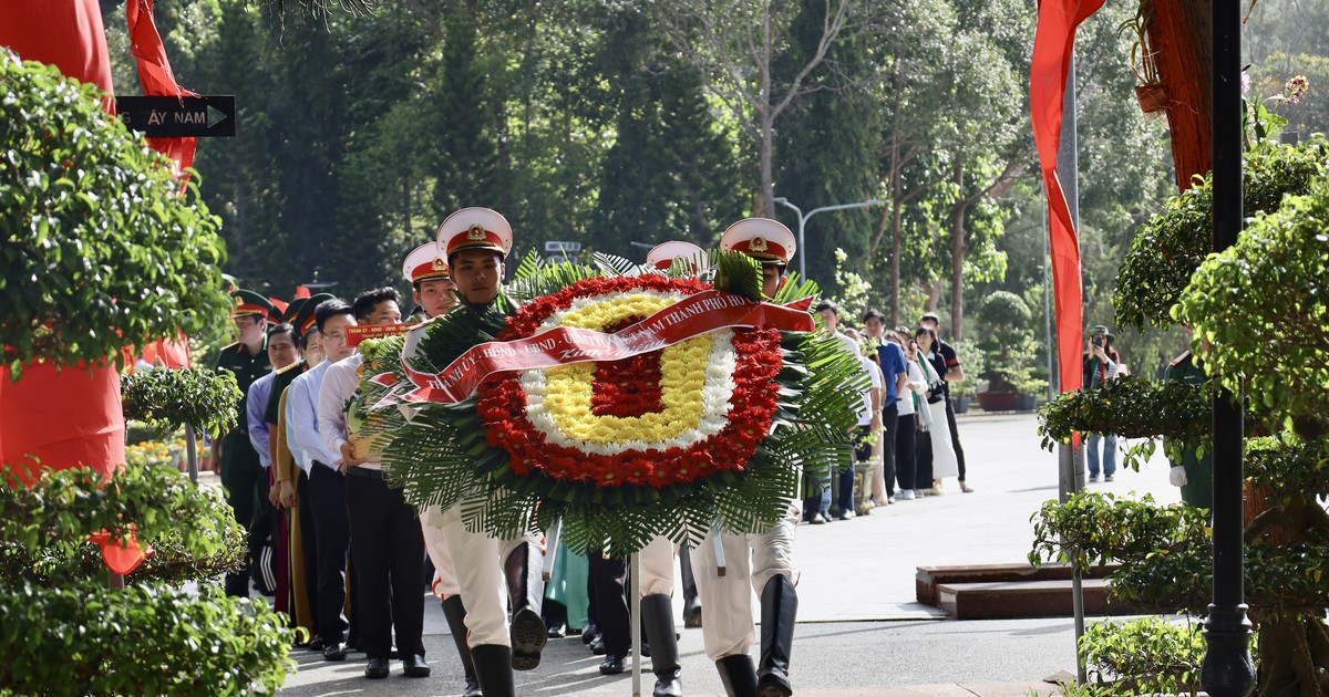 Tổng Bí thư Tô Lâm tái đắc cử