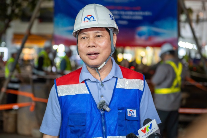 Xuyên đêm khoan địa chất, metro số 2 tăng tốc - Ảnh 1.