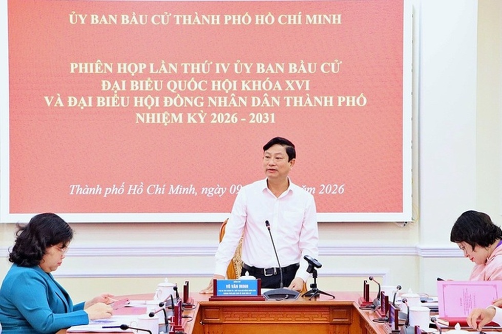 TPHCM dùng trực thăng phục vụ bầu cử sớm ở các giàn khoan - 2