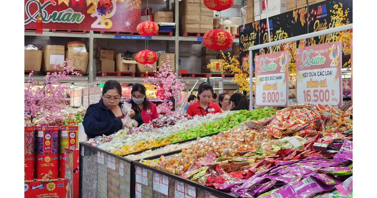 TPHCM: Nhộn nhịp mùa mua sắm Tết 2026