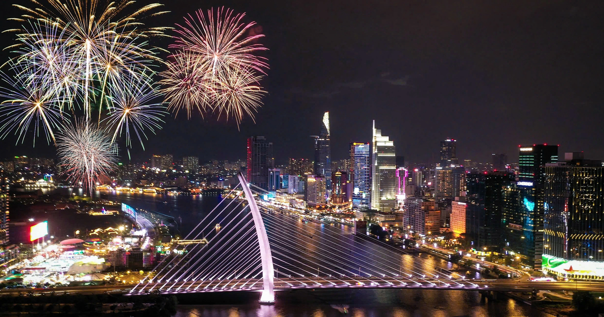 TP.HCM bắn pháo hoa đón Tết Bính Ngọ 2026 ở 17 điểm