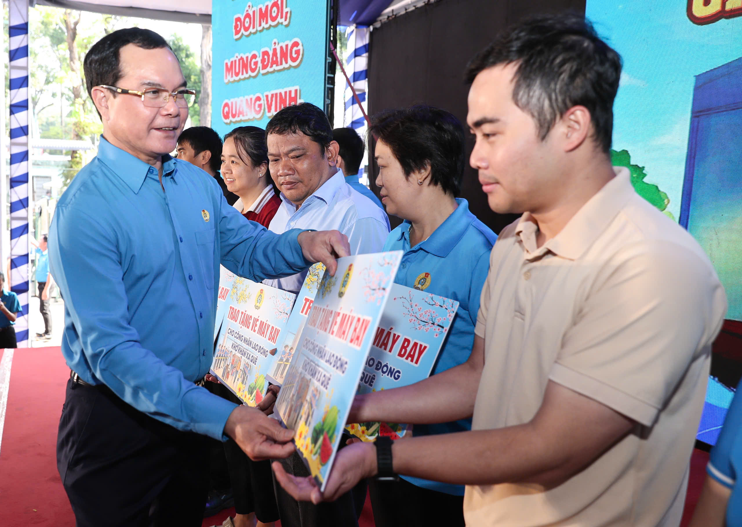 12 triệu lượt đoàn viên, người lao động được Công đoàn chăm lo Tết - Ảnh 3.