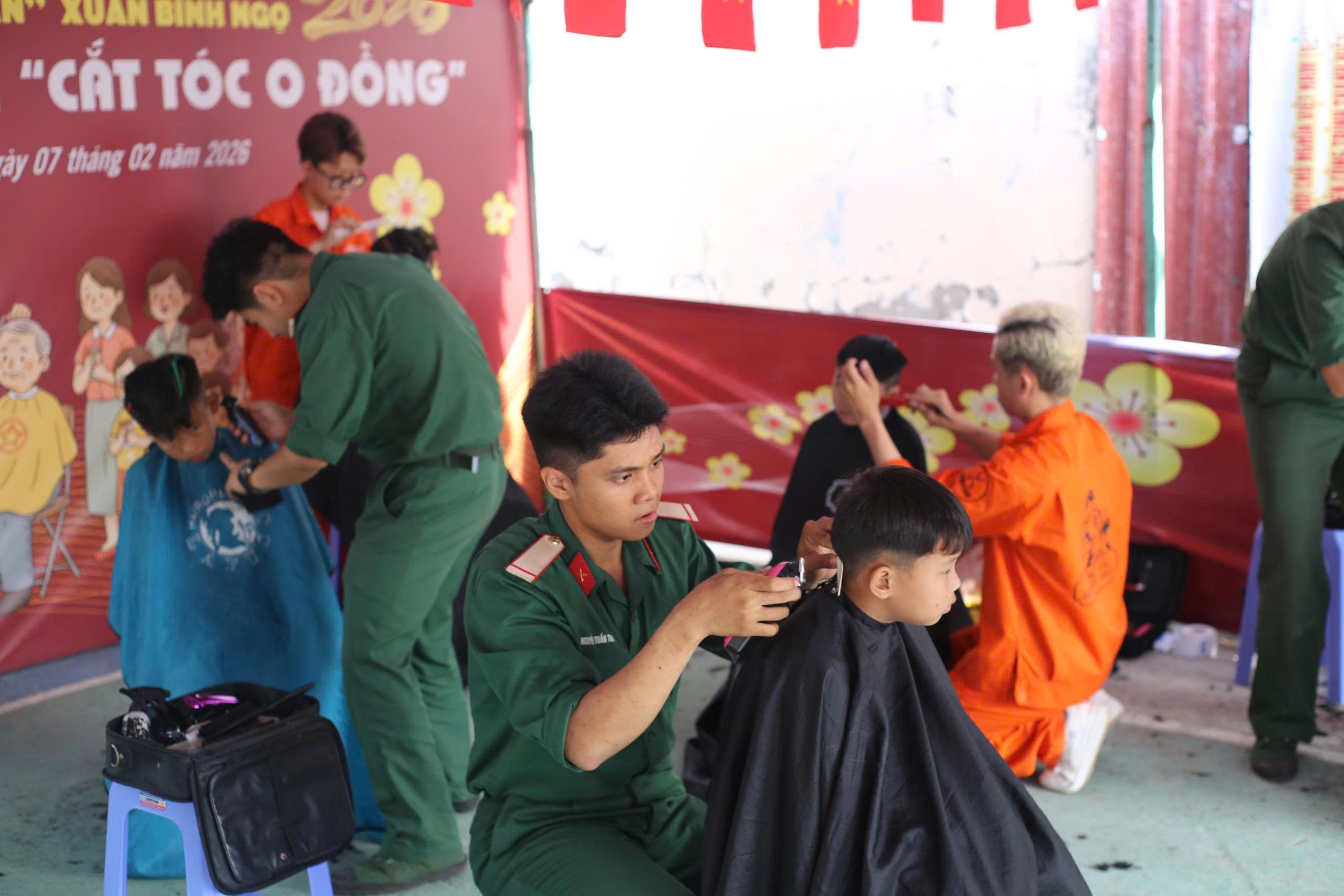 Thắm tình quân dân tại xã đảo Thạnh An dịp Tết Bính Ngọ 2026 - Ảnh 9.