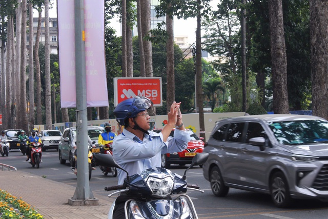 Lộ diện Cụm linh vật Tam mã tại Hội hoa xuân TPHCM 2026 - Ảnh 3.