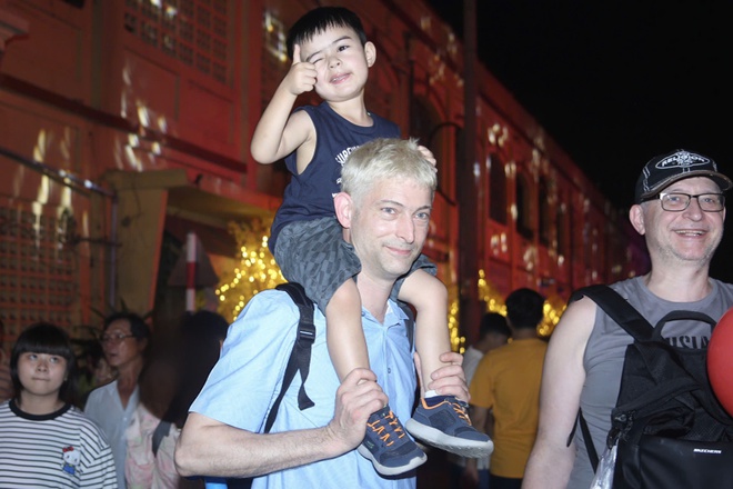 TPHCM: Khai mạc Chợ hoa xuân 