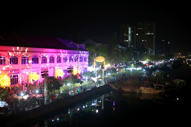 TPHCM: Khai mạc Chợ hoa xuân 