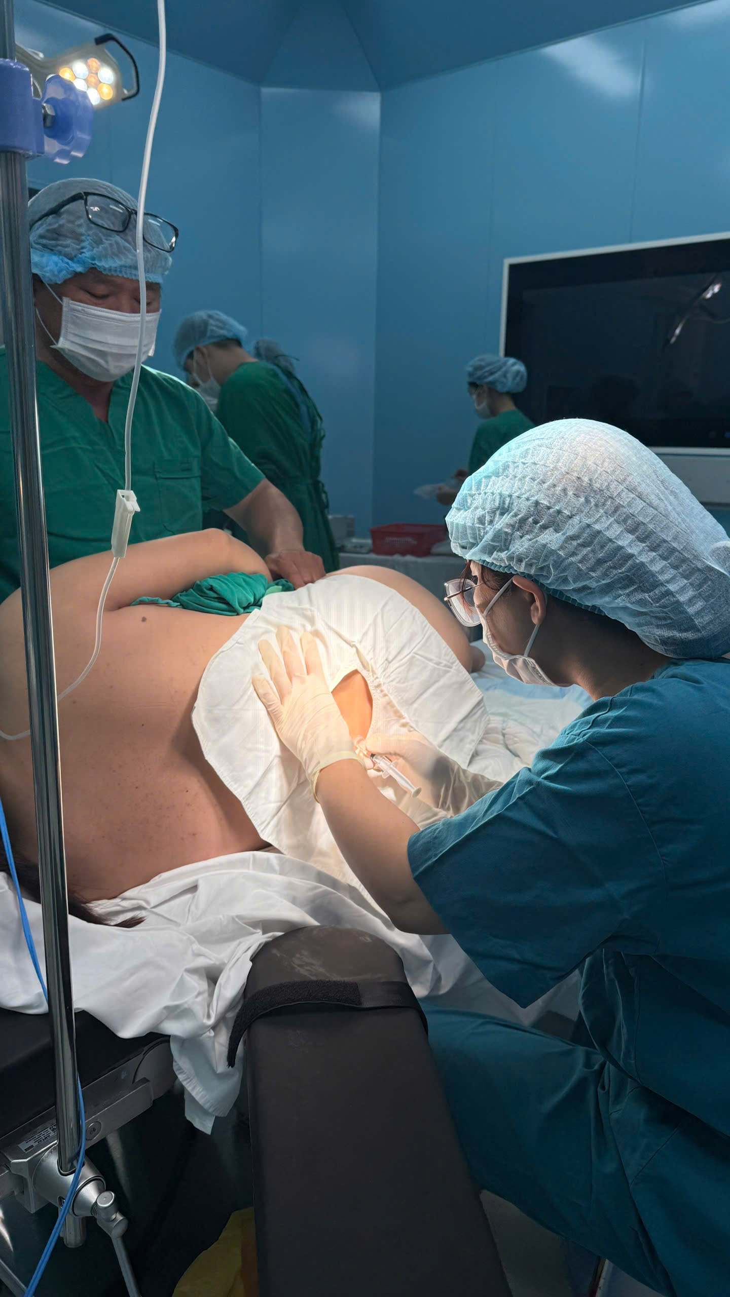 Мало кто знает, как проходит Тет (вьетнамский Новый год) для врачей… - Фото 11.