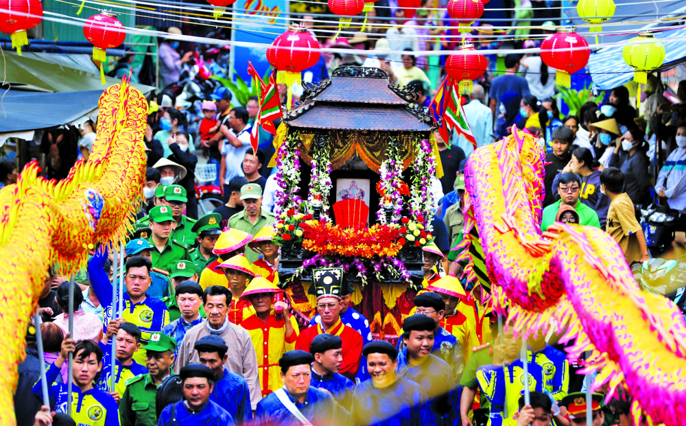 TPHCM vươn tầm thế giới từ cội nguồn, giá trị văn hóa dân tộc Lễ hội Nghinh Ông Cần Giờ là nét đẹp văn hóa của người dân vùng biển TPHCM - ẢNH: T.N.