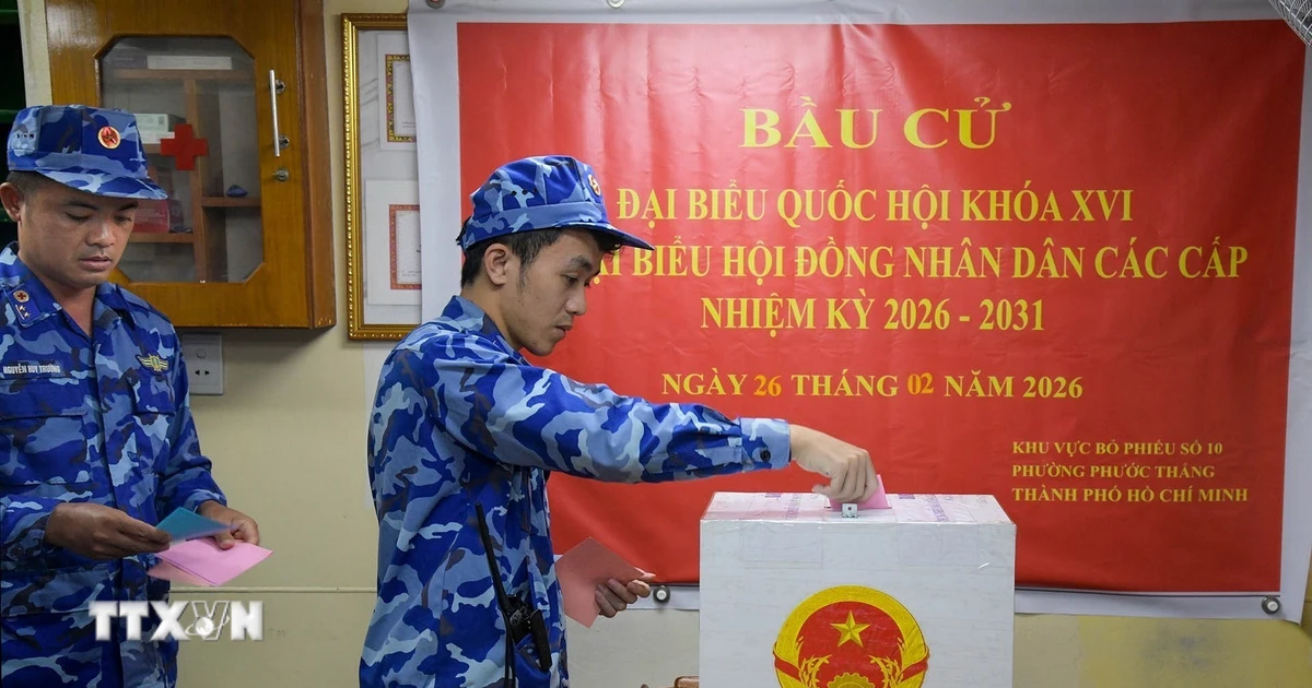 TP Hồ Chí Minh: Bầu cử sớm cho cử tri làm nhiệm vụ trên biển an toàn, nghiêm túc