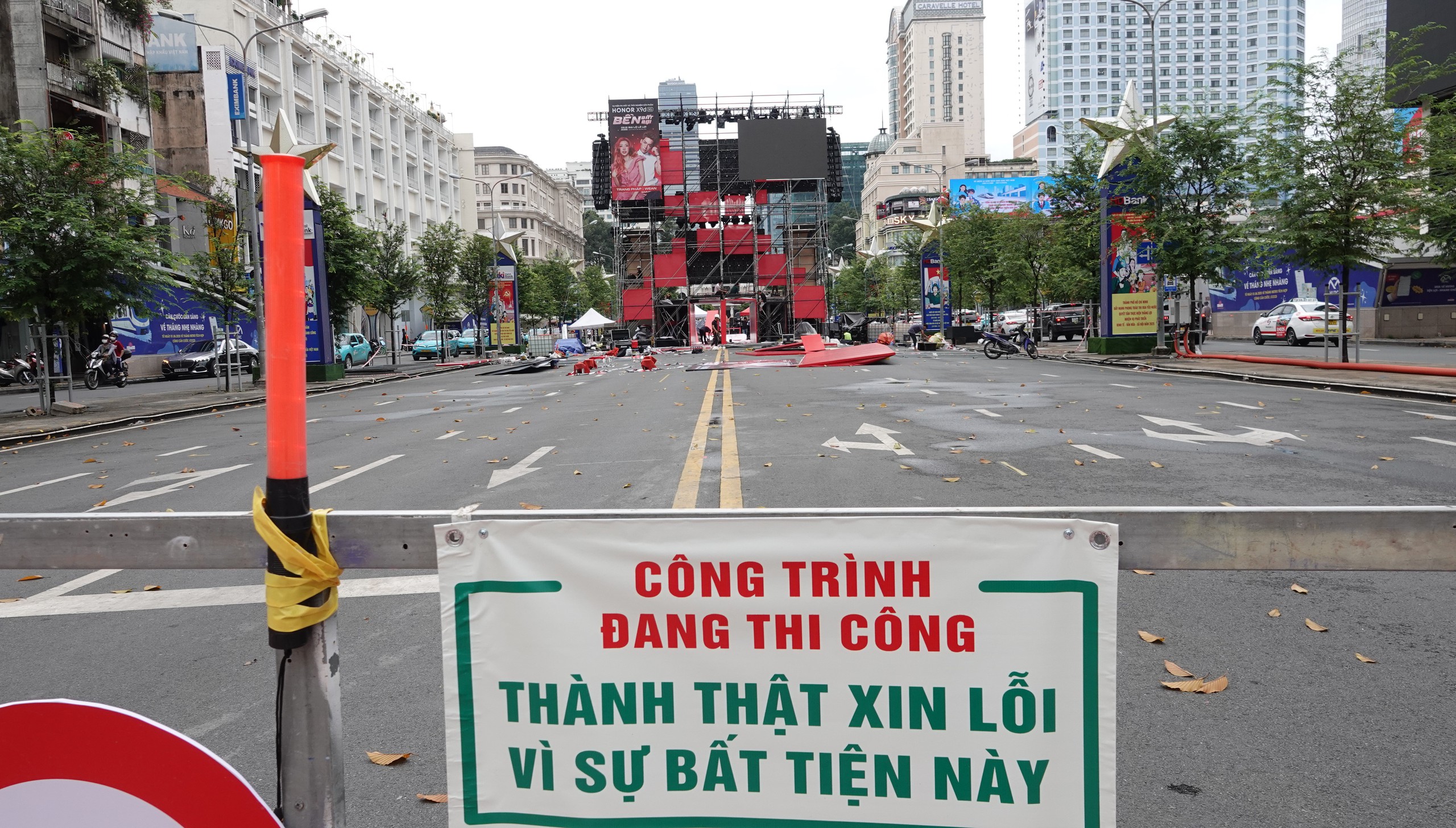 Chủ tịch Nguyễn Văn Được: 'Dứt khoát không tổ chức sự kiện trên đường Lê Lợi'- Ảnh 1. Chủ tịch Nguyễn Văn Được: 'Dứt khoát không tổ chức sự kiện trên đường Lê Lợi'- Ảnh 1.