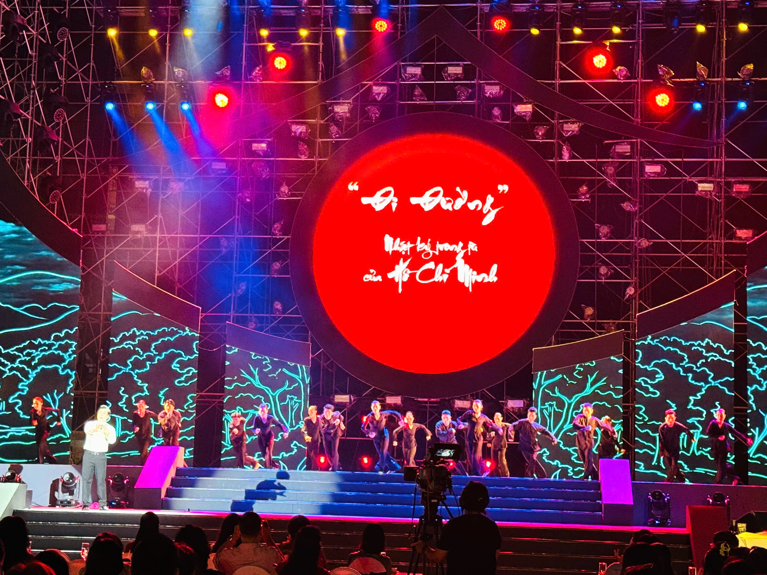 Tưng bừng đêm thơ Việt Nam 2026 với chủ đề 'Hồn thơ Việt' tại TP.HCM - Ảnh 2.