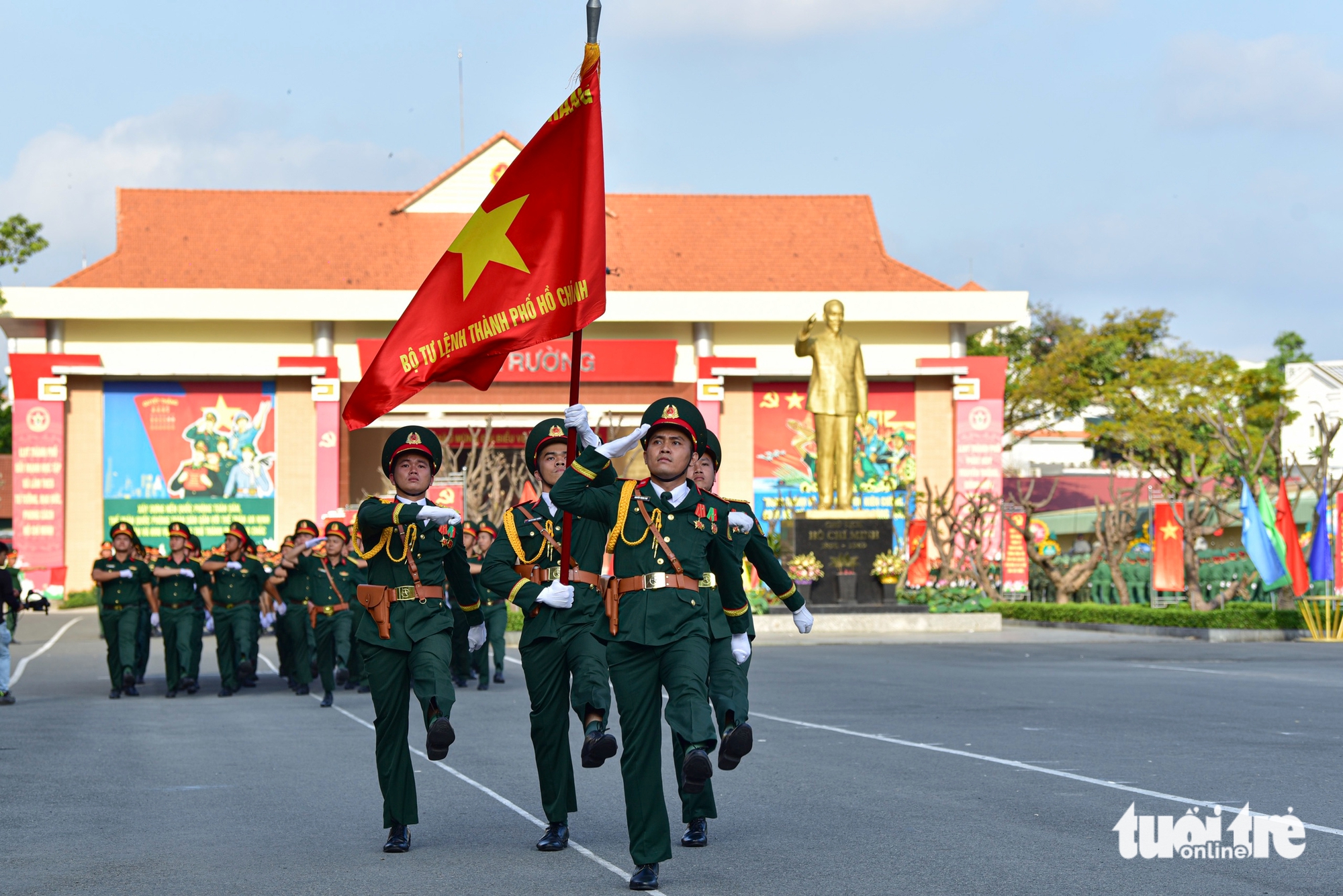 quốc phòng - Ảnh 1.
