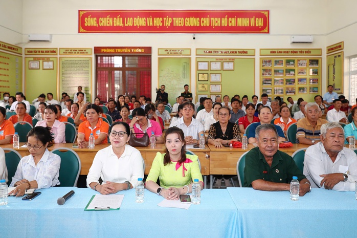 Tiếp xúc cử tri - Ảnh 3.