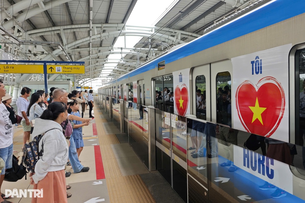 TPHCM miễn phí vé xe buýt, metro ngày bầu cử 15/3