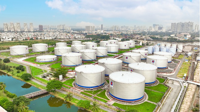 Việc đảm bảo nguồn cung xăng dầu và khí tác động tới hoạt động sản xuất kinh doanh của doanh nghiệp