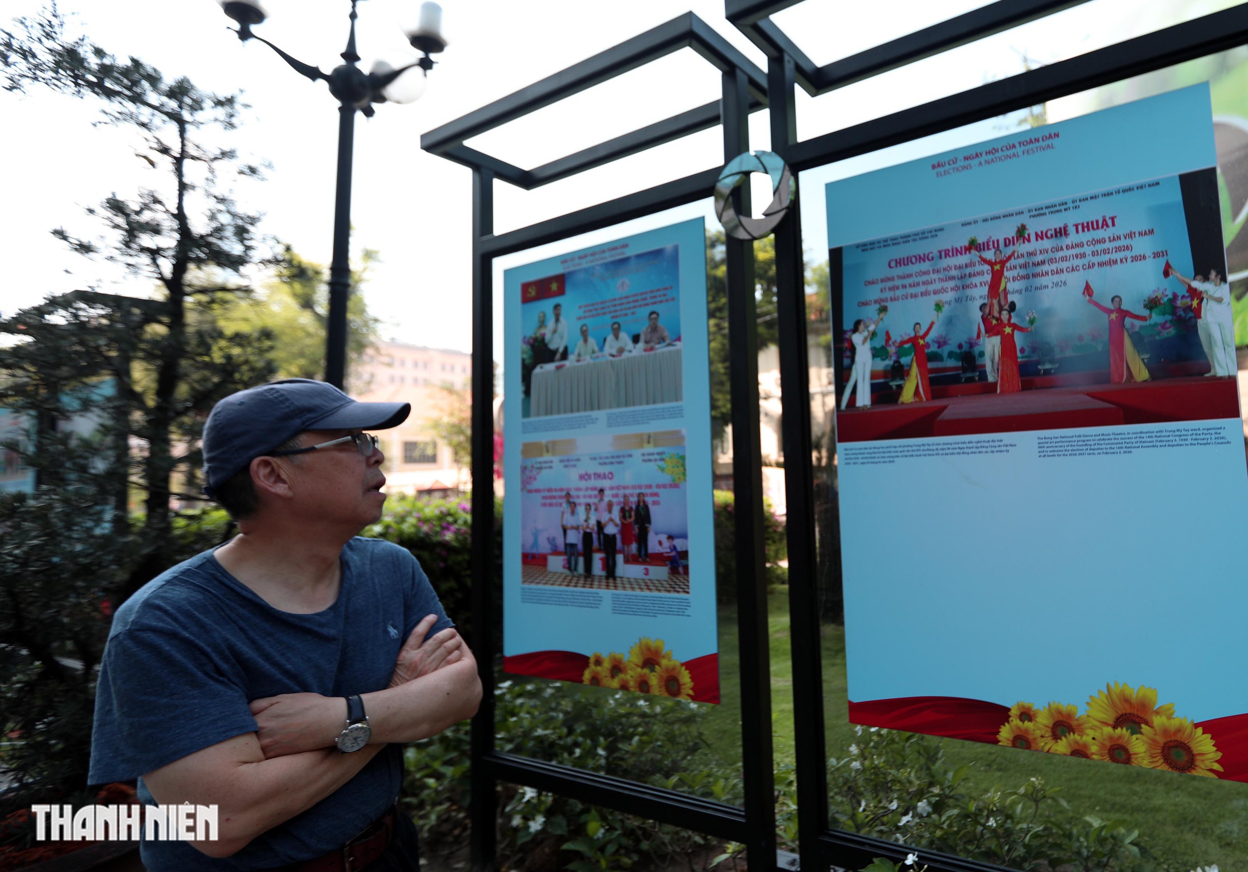 Bầu cử Quốc hội 2026: TP . HCM rực rỡ cờ hoa chào mừng ngày hội toàn dân - Ảnh 9.