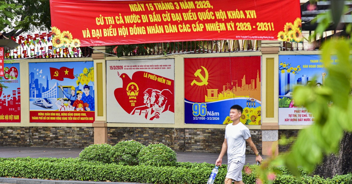 TP.HCM rực rỡ chào mừng ‘Ngày hội non sông’