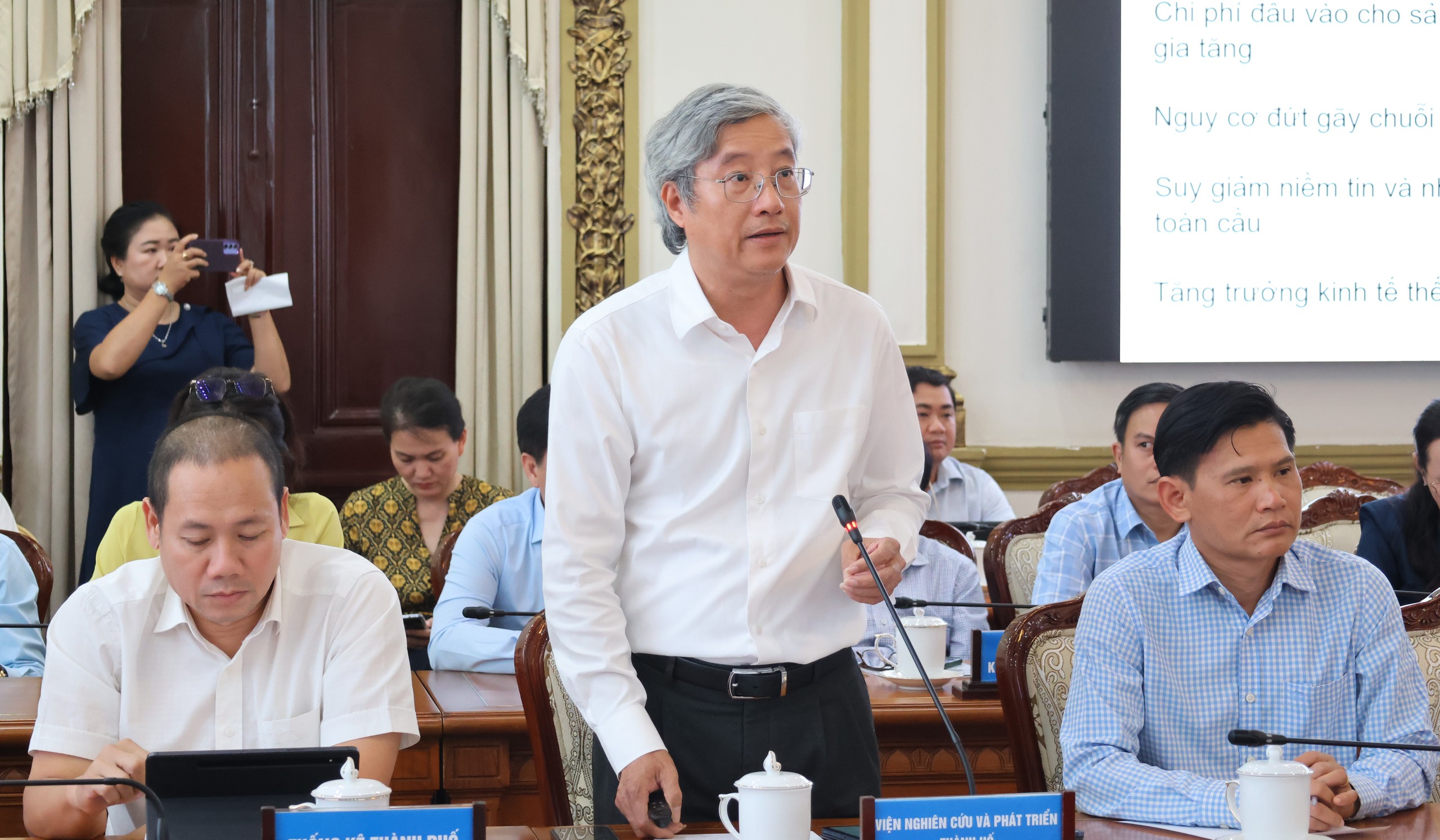 Bộ Chính trị đồng ý xây dựng luật đô thị đặc biệt cho TP.HCM - Ảnh 3.