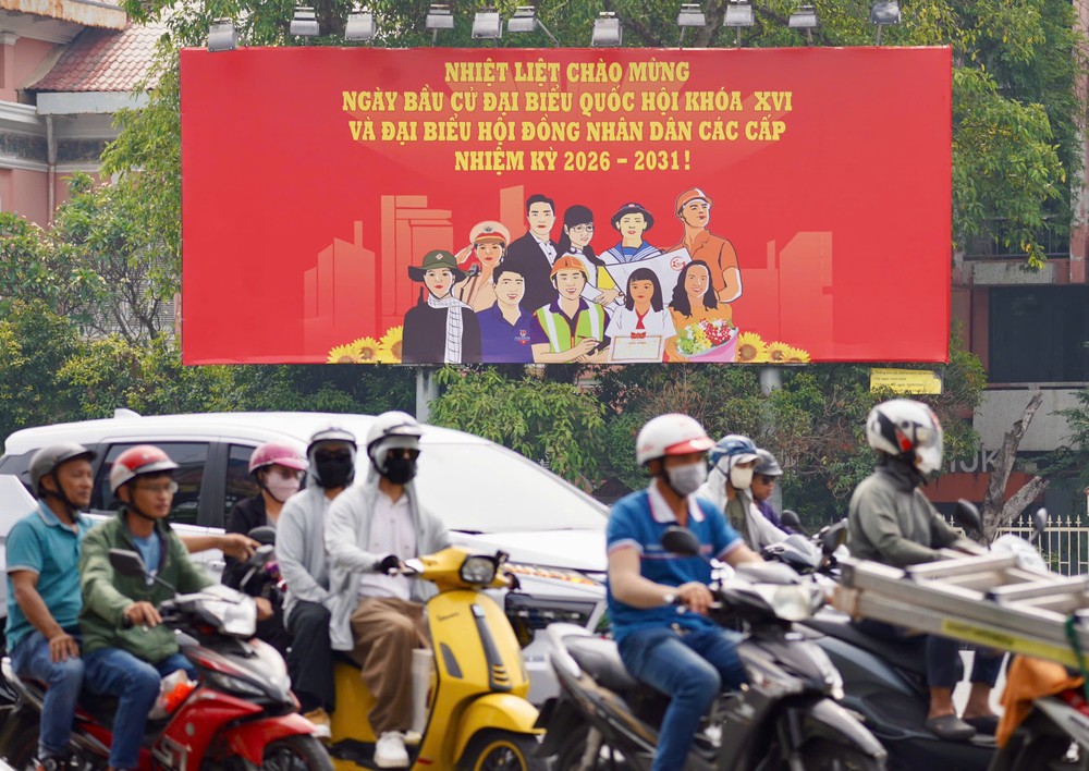 bầu cử-cờ hoa- đại biểu- TP.HCM- khẩu hiệu (21).jpg