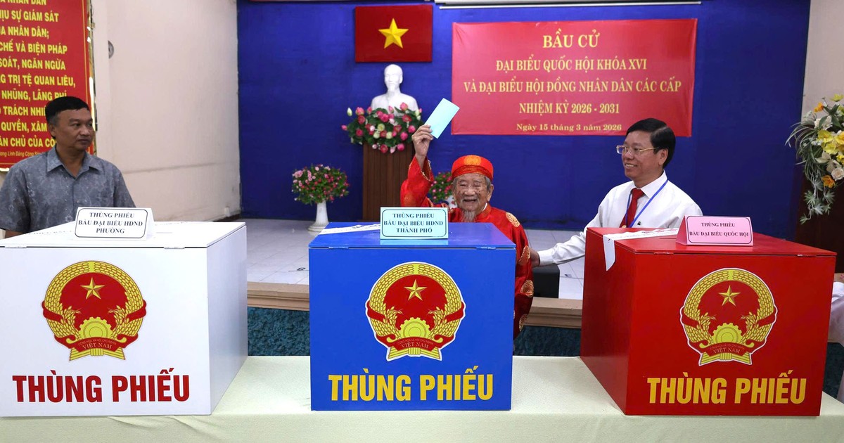 TP.HCM: 32 xã, phường đã có trên 70% cử tri đi bầu cử