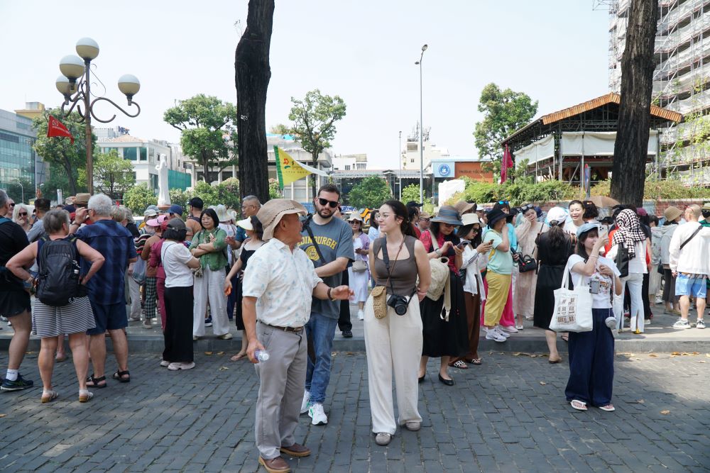 TPHCM là điểm đến thu hút khách quốc tế. Ảnh: Thanh Chân