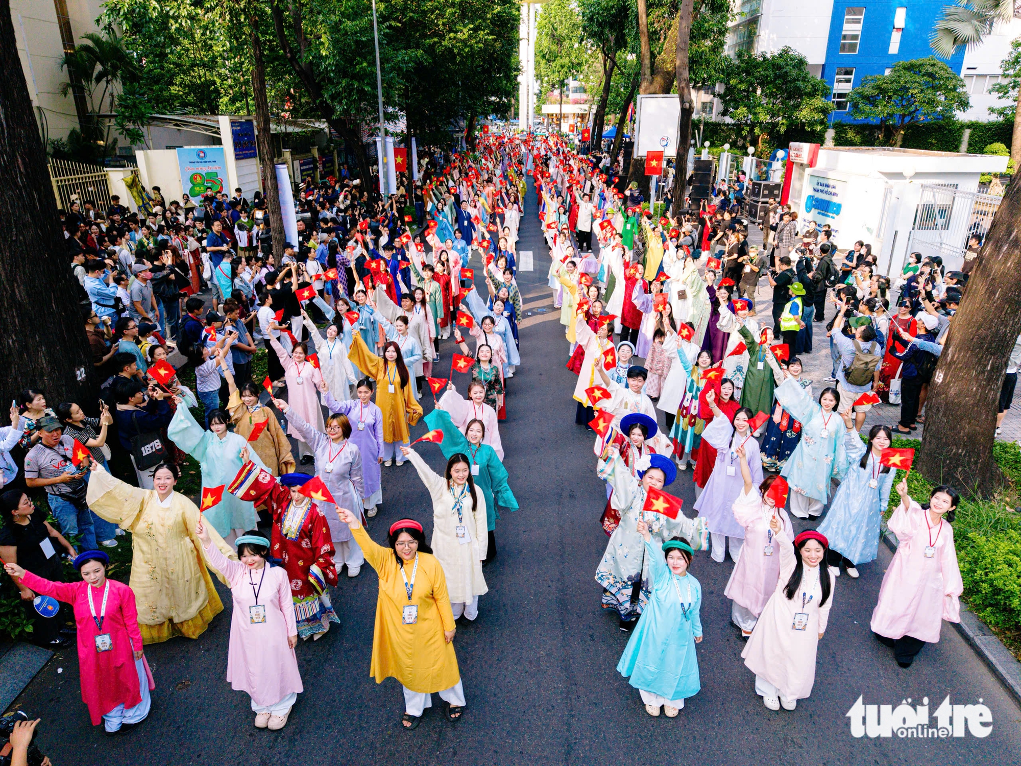 Việt phục - Ảnh 1.