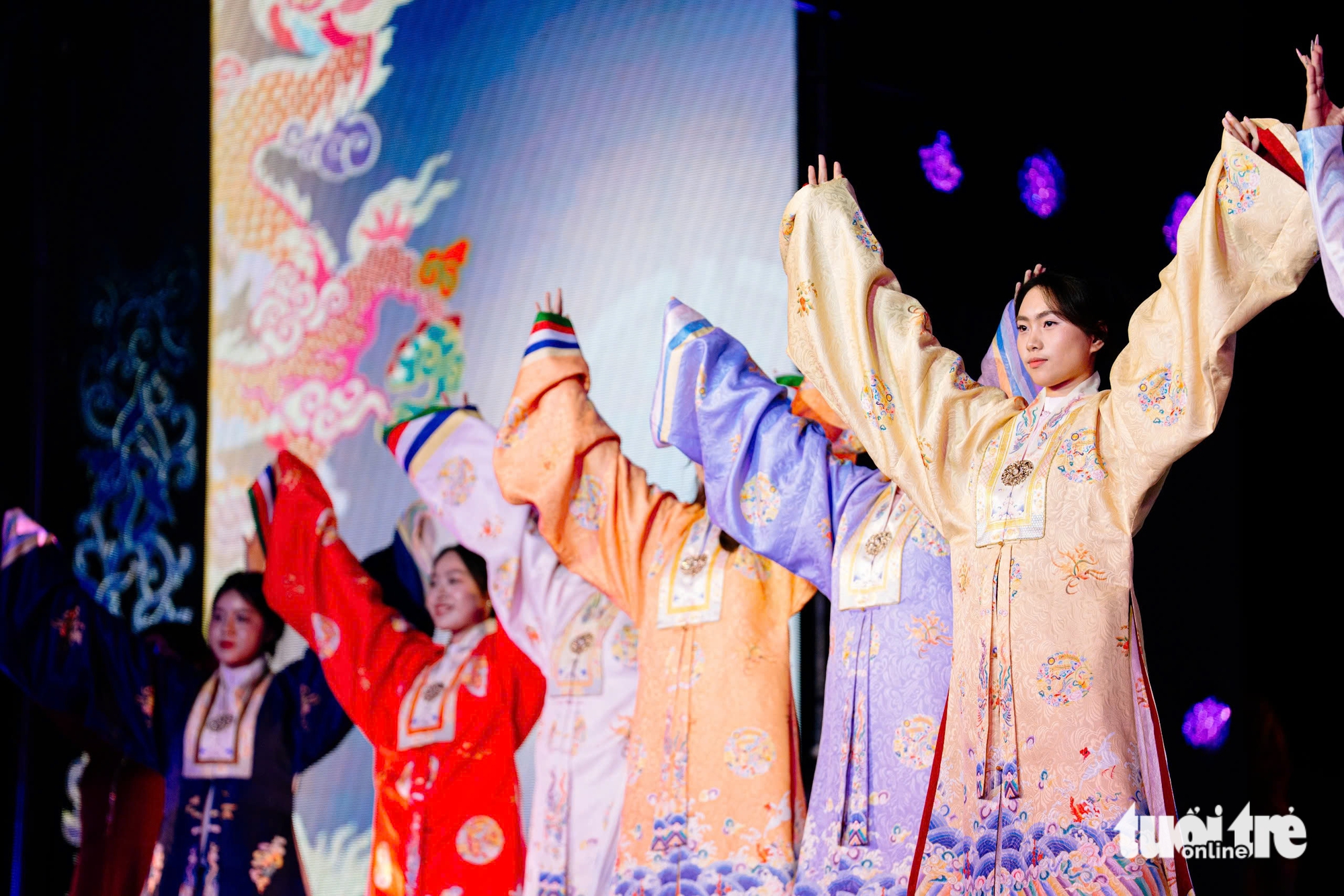 Việt phục - Ảnh 16.