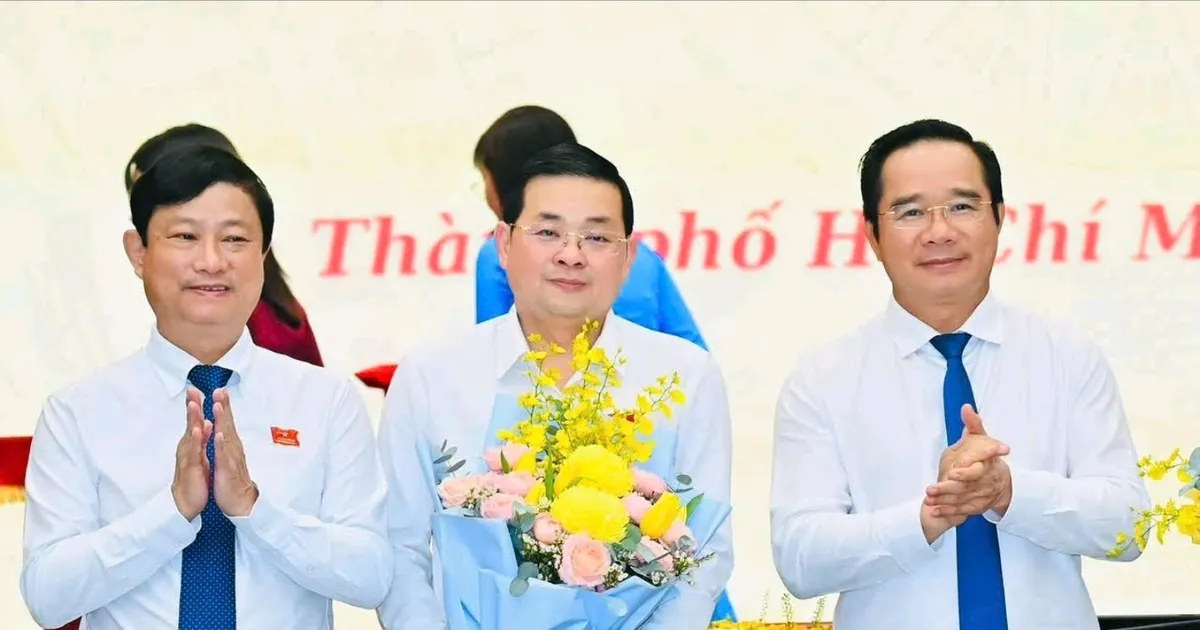 Chủ tịch UBND TPHCM biểu dương các sở, ngành hoàn thành nhiệm vụ