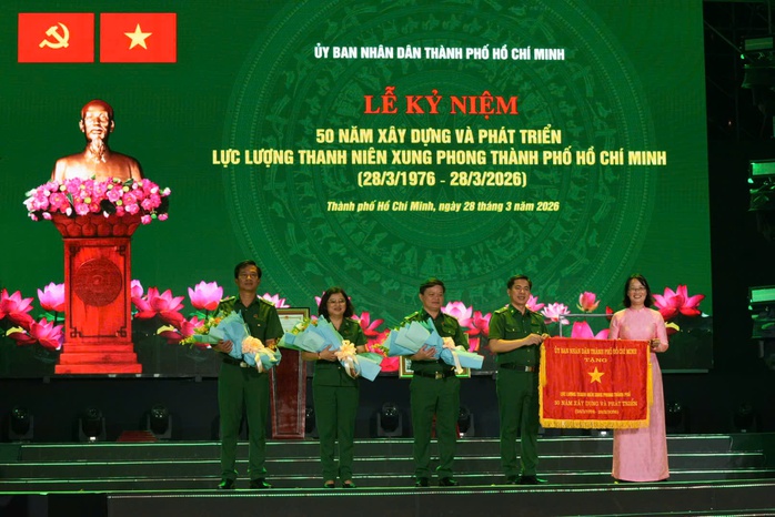 Thanh niên xung phong phải là mái nhà tập hợp sức mạnh của tuổi trẻ TPHCM - Ảnh 3.