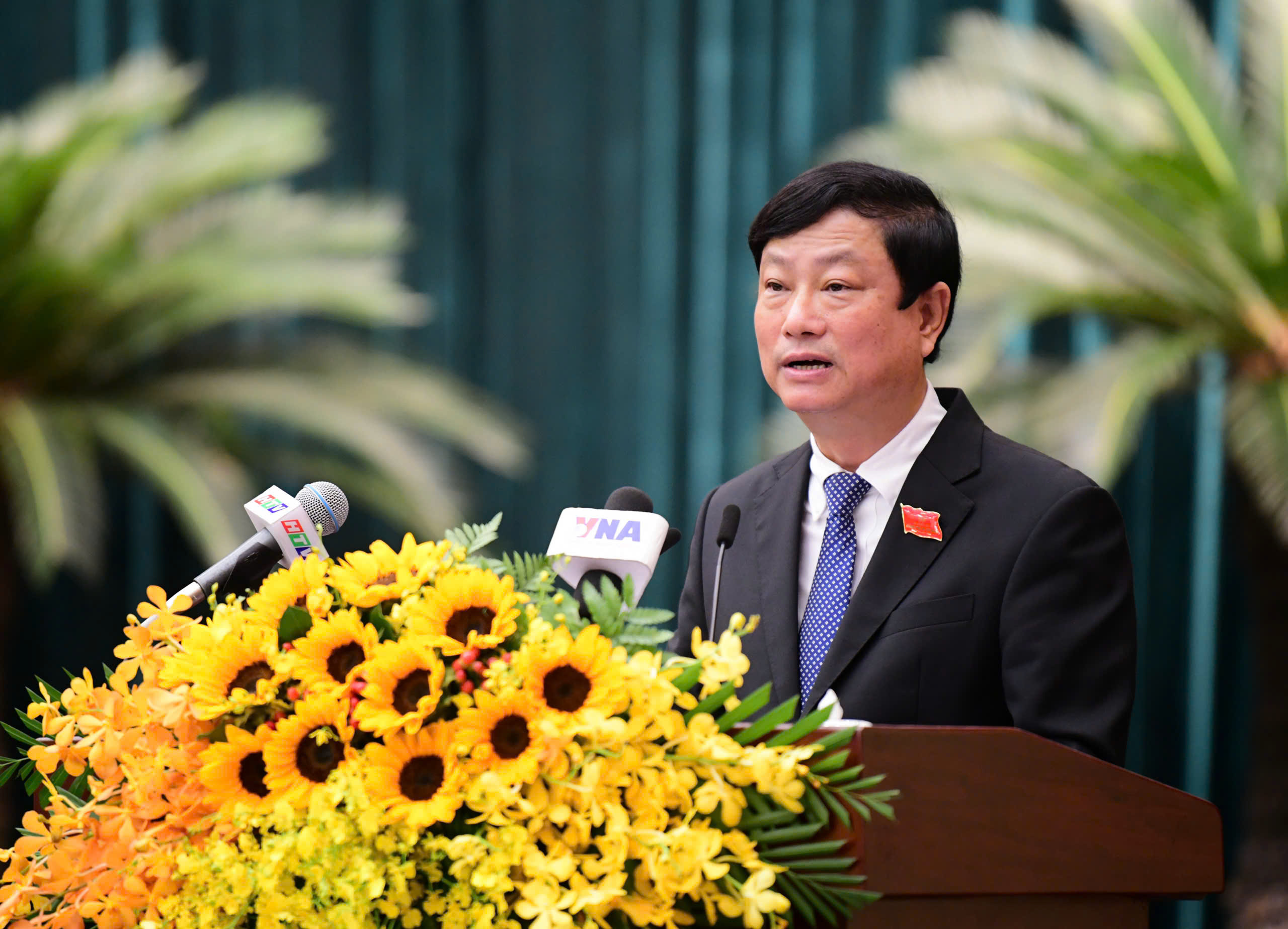 Sáng nay 30-3, bầu chủ tịch và các phó chủ tịch HĐND, UBND TP.HCM - Ảnh 2.