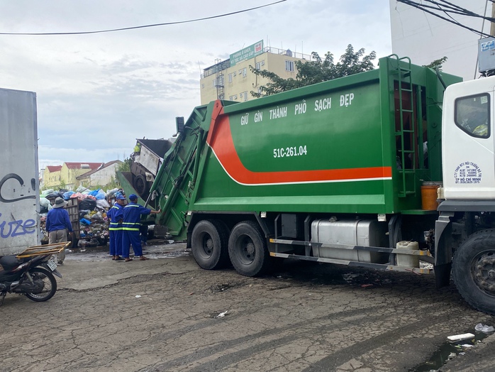 TPHCM: Chính thức cân tự động tại khu xử lý chất thải - Ảnh 1.