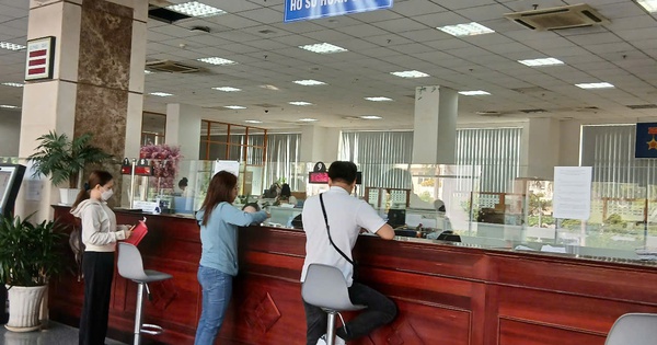 Thuế TPHCM hướng dẫn cách tra cứu thông tin bị cấm xuất cảnh vì nợ thuế