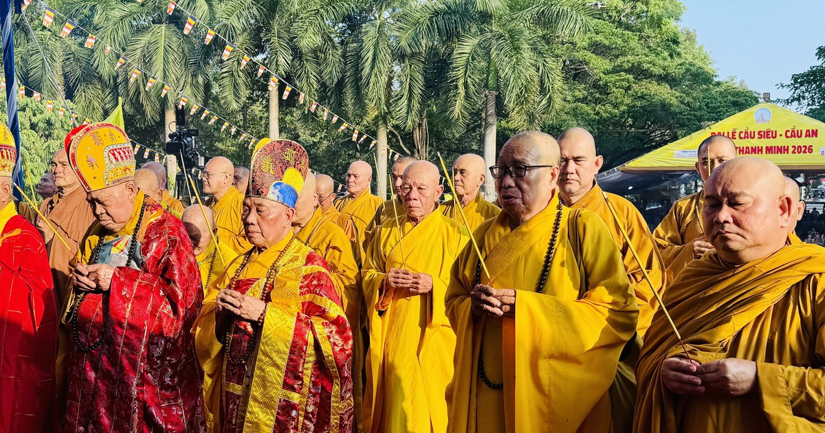 Hơn 3.000 người dân TP.HCM tham gia đại lễ cầu siêu, cầu an tiết thanh minh