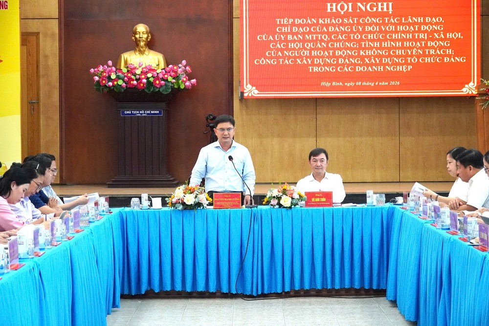 Nội dung làm việc tập trung về công tác lãnh đạo của đảng ủy đối với Ủy ban MTTQ, các hội quần chúng và tình hình người hoạt động không chuyên trách. Ảnh: THANH TUYỀN TP.HCM sẽ tham mưu, sắp xếp người hoạt động không chuyên trách phù hợp nhất trong khả năng-nguoi-hoat-dong-khong-chuyen-trach-hiep-binh 6.jpg