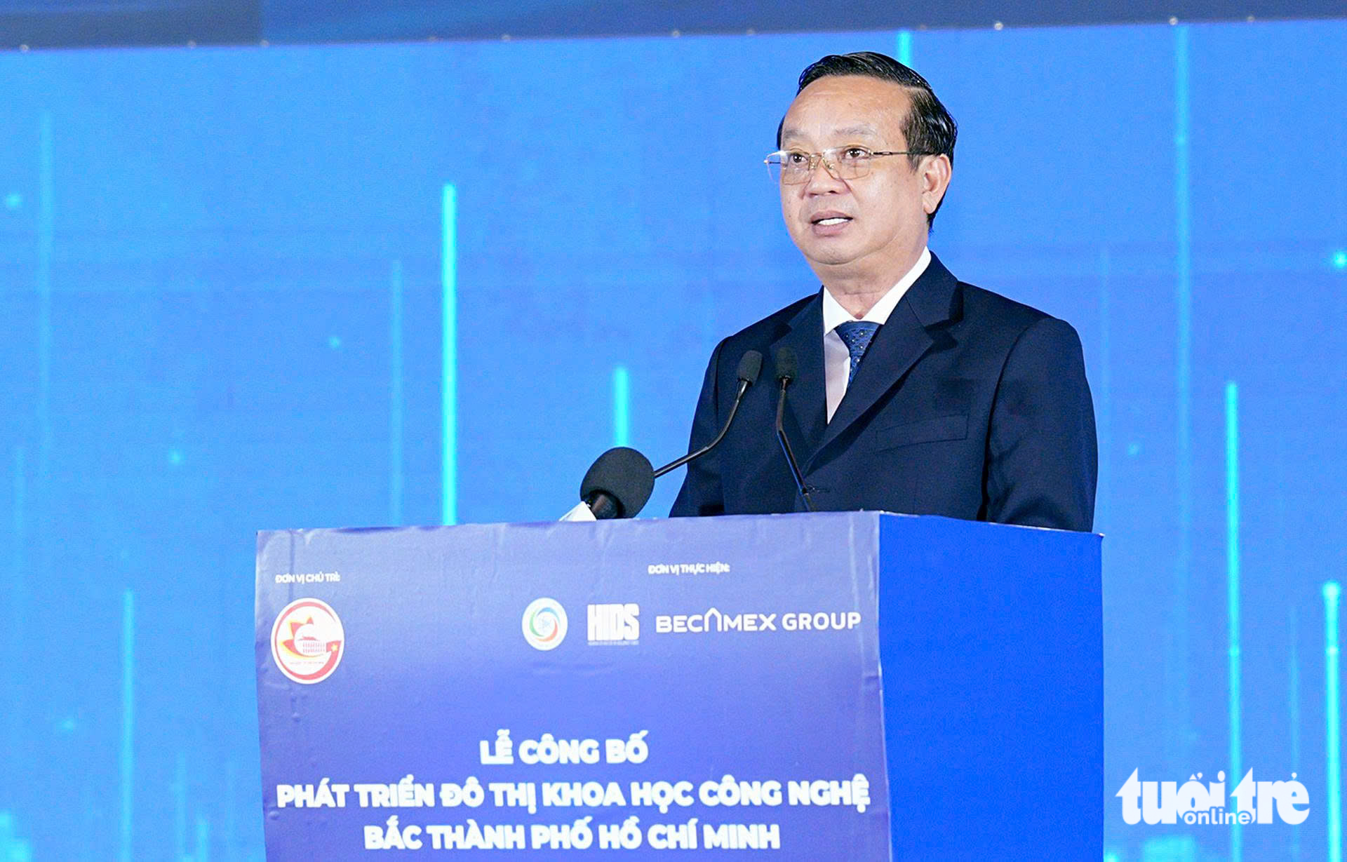 chủ tịch UBND TP.HCM - Ảnh 6.