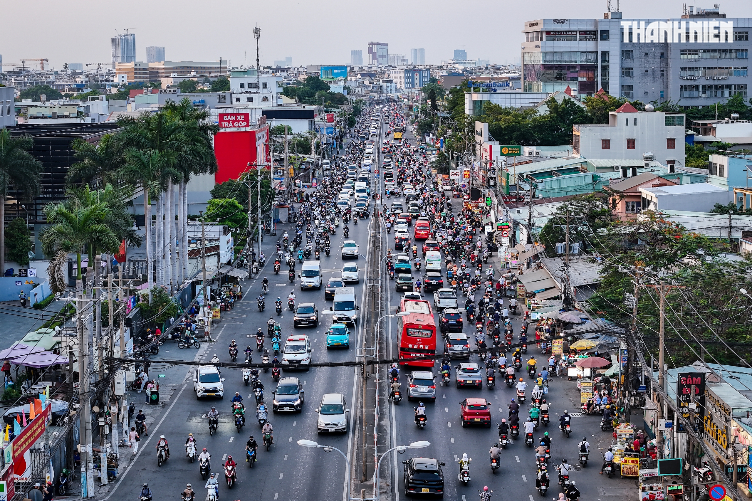 Người dân TP.HCM dỡ nhà, nhường đất mở rộng quốc lộ 13 sau nhiều lần chậm trễ - Ảnh 15.