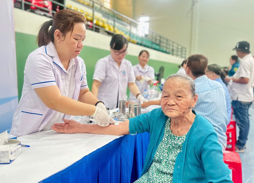 kham-suc-khoe (1).jpg