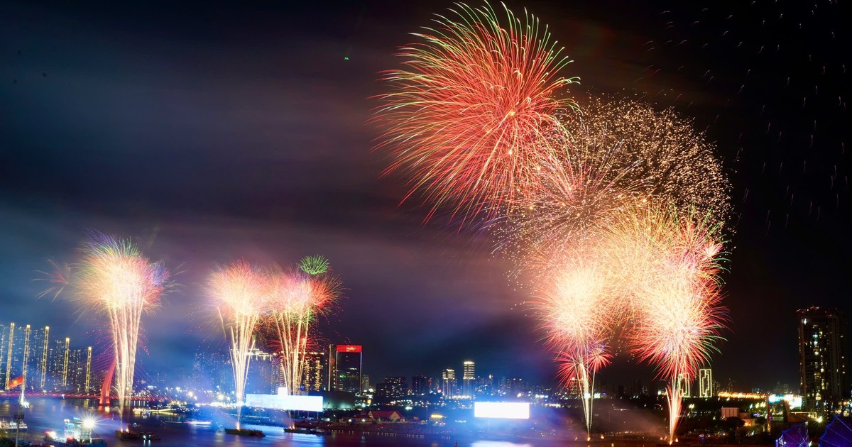 TP.HCM công bố 8 điểm bắn pháo hoa dịp 30-4