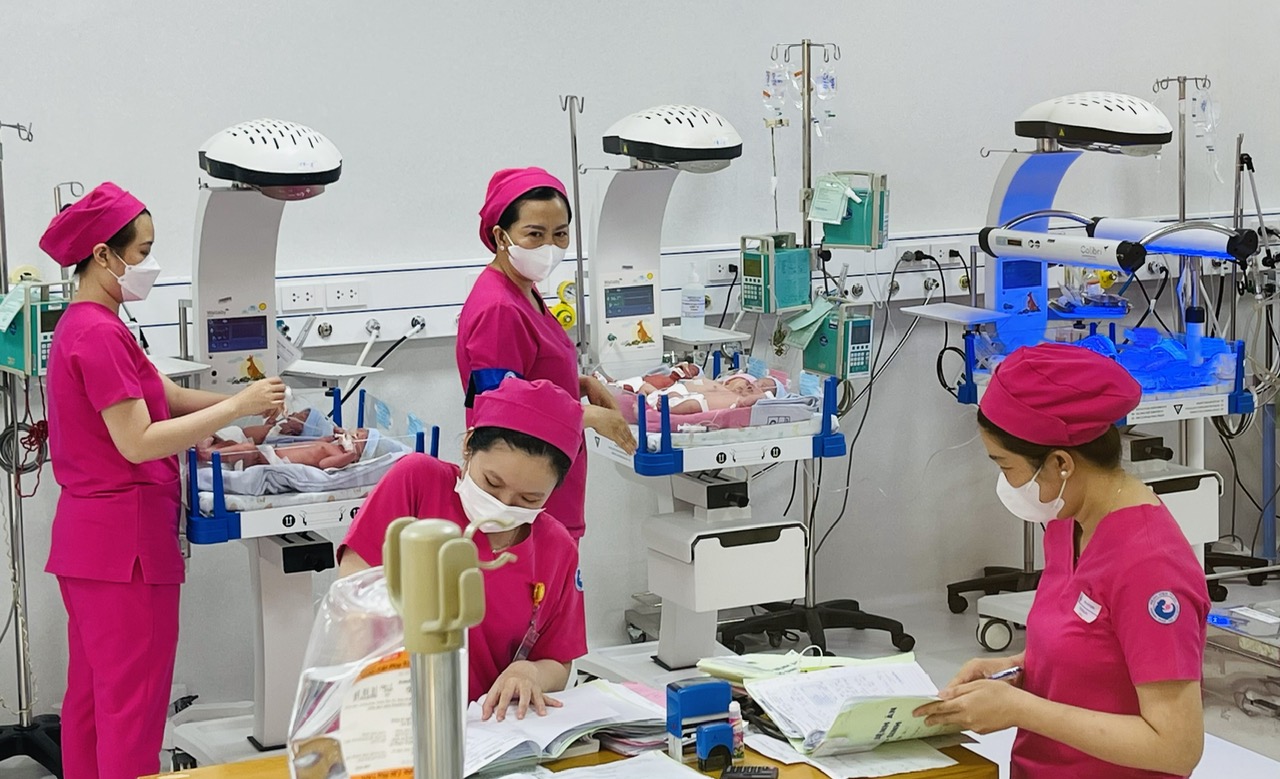 TP.HCM vừa ban hành nhiều chính sách để người dân nâng mức sinh- Ảnh 1.