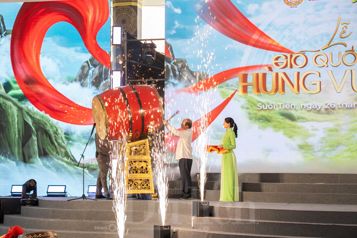 Hướng về cội nguồn, du lịch TP.HCM thêm sức hút dịp Giỗ Tổ Hùng Vương - 9